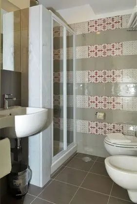 Tek Büyük veya İki Ayrı Yataklı Oda, Balkon