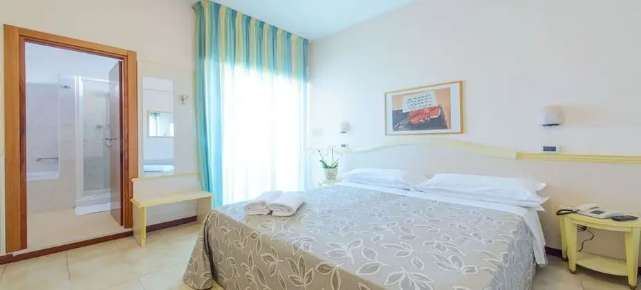 Standard Üç Kişilik Oda