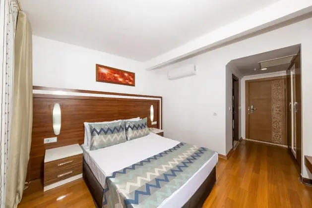 Standart Economic Custom Oda