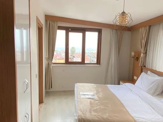 Deluxe Tek Büyük Yataklı Oda