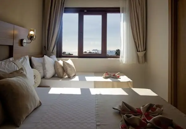 Luxury Üç Kişilik Oda
