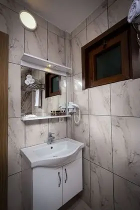 Standard Üç Kişilik Oda