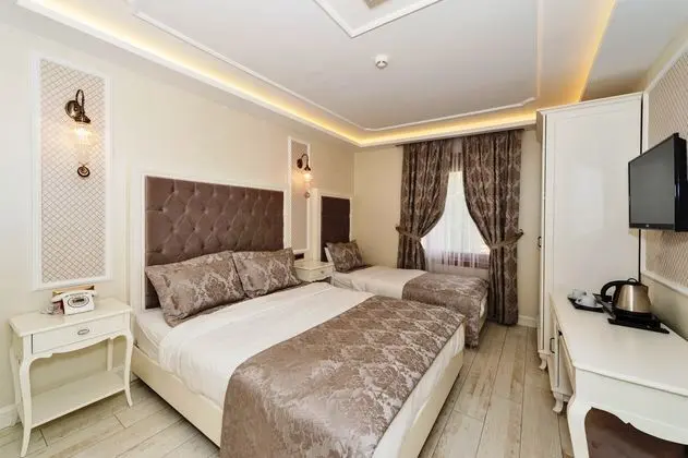 Üçlü Standard