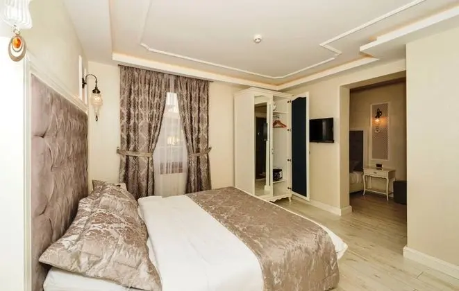 Çift Kişilik, Bahçe Manzaralı