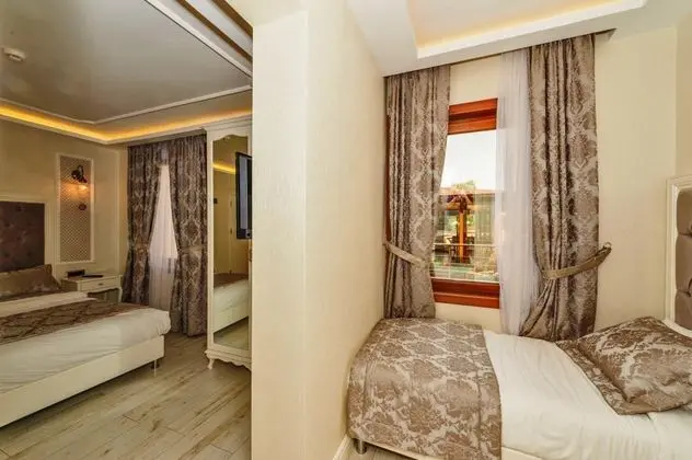 Tek Kişilik, Şehir Manzaralı