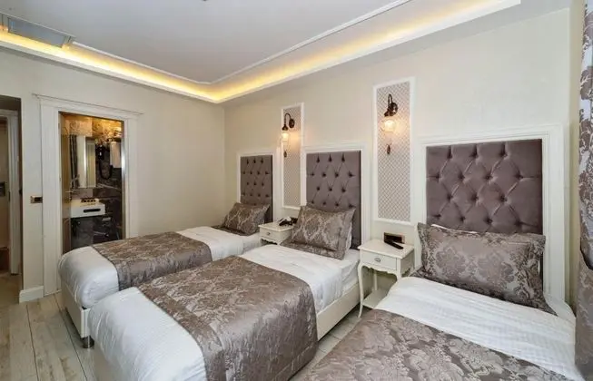 Triple, Şehir Manzaralı