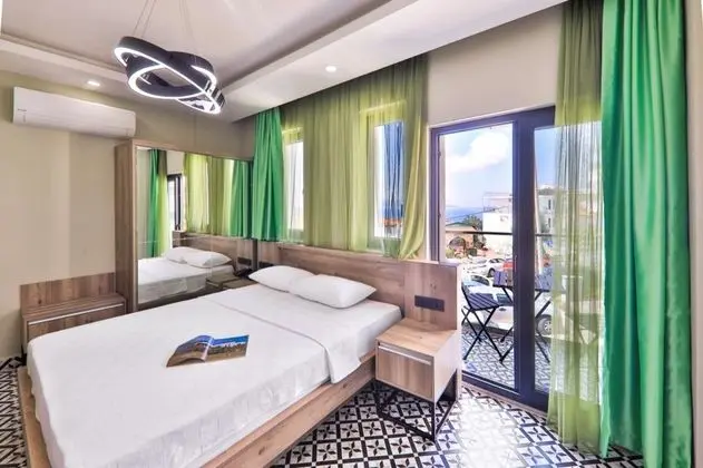 Deluxe Çift Kişilik Oda, Deniz Manzaralı, Balkonlu