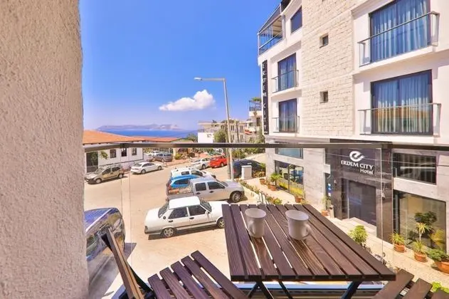Deluxe Çift Kişilik Oda, Deniz Manzaralı, Balkonlu