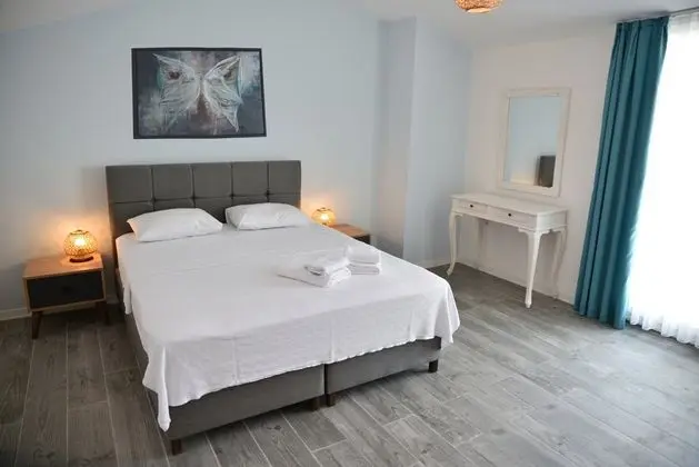 Standart Oda,Bahçe Manzaralı,Balkonlu