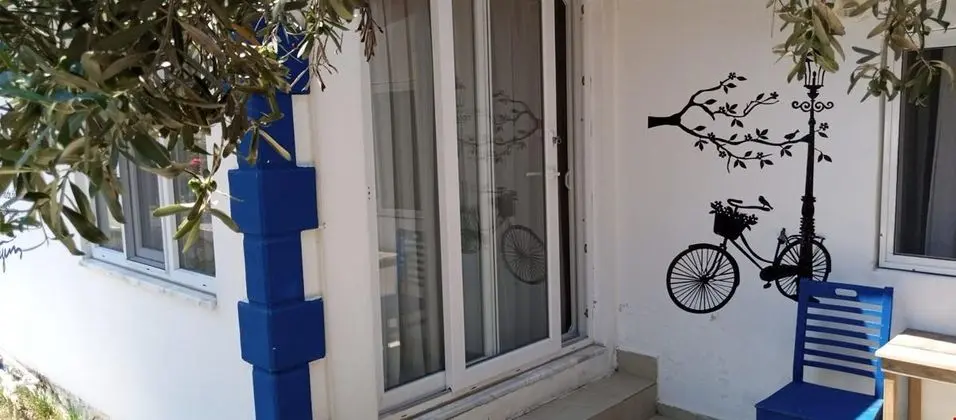 1. Yerleşke Kara Manzaralı