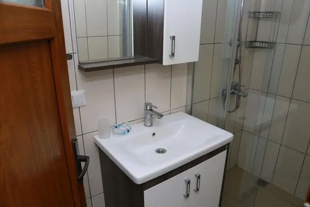 1. Yerleşke Kara Manzaralı