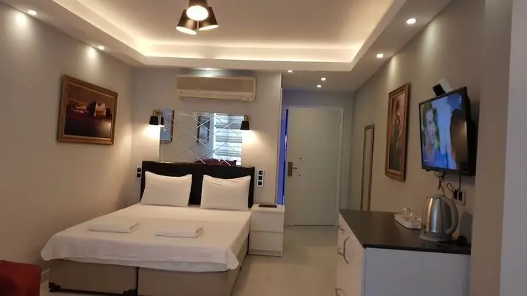 Economy Triple Room