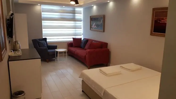 Economy Triple Room