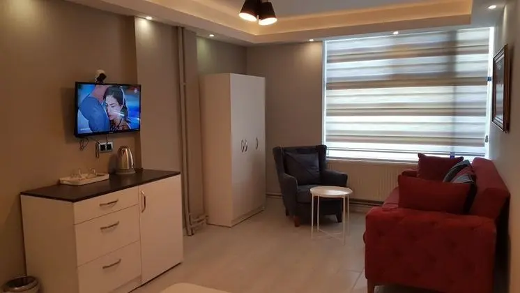 Economy Triple Room