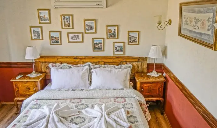 Doğa Manzaralı Oda