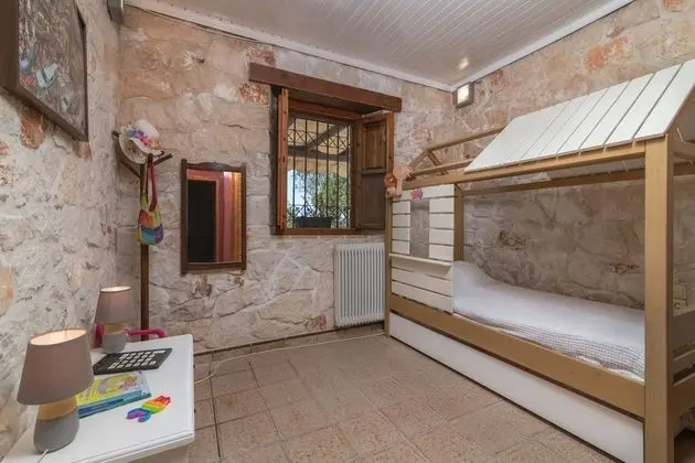 Villa, 4 Yatak Odası, Şömine