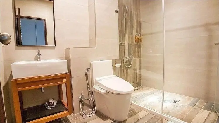 Basic Dört Kişilik Oda, 2 Çift Kişilik Yatak, Sigara İçilmez
