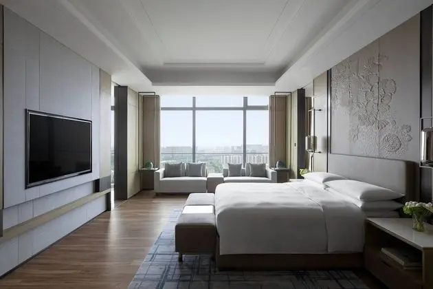 Oda, 1 En Büyük (King) Boy Yatak, Sigara İçilmez, Şehir Manzaralı