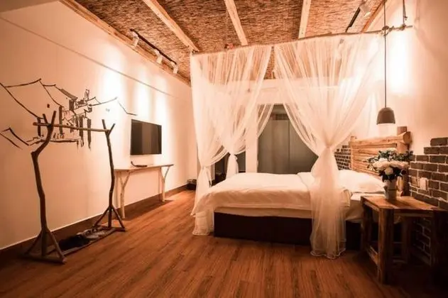 Romantic Tek Büyük Yataklı Oda
