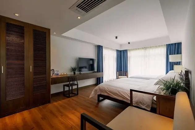 Deluxe Tek Büyük Yataklı Oda