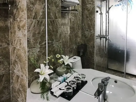 Traditional Tek Büyük Yataklı Oda