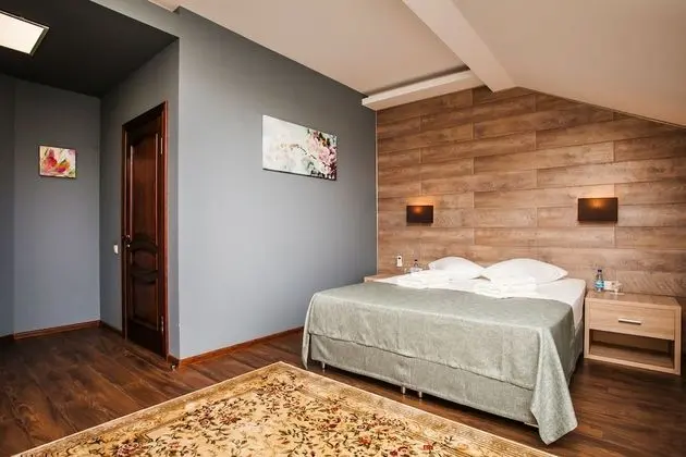 Superior Tek Büyük Yataklı Oda