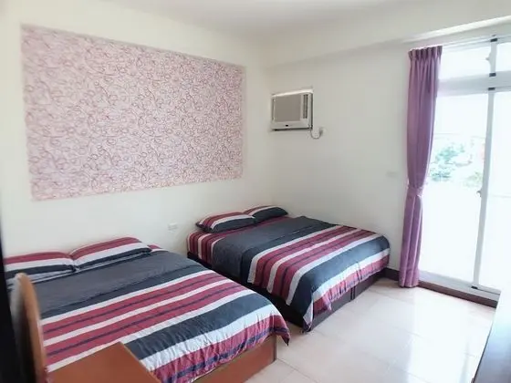 Dört Kişilik Oda (202)
