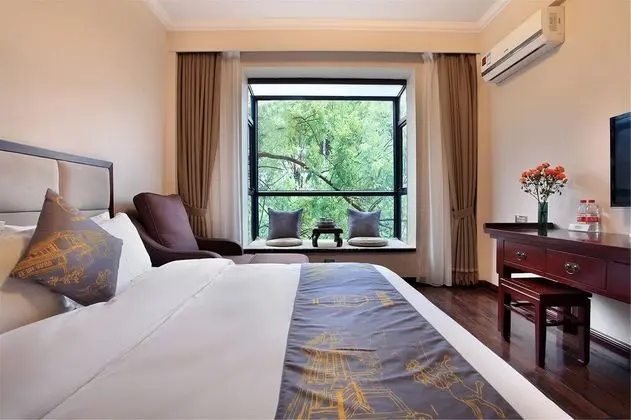 Comfort Tek Büyük Yataklı Oda