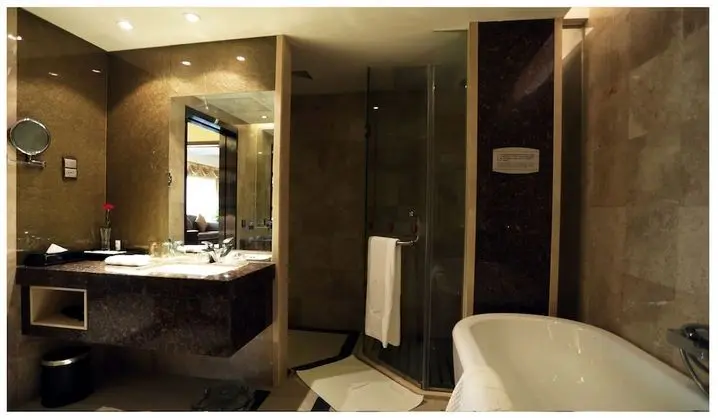 Deluxe Oda, 1 Büyük (Queen) Boy Yatak