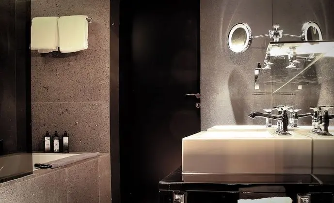 Superior Süit (Junior)