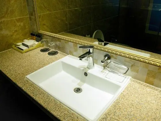 Luxury Oda