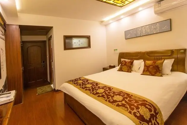 Comfort Tek Büyük Yataklı Oda