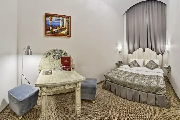 Comfort Tek Büyük Yataklı Oda