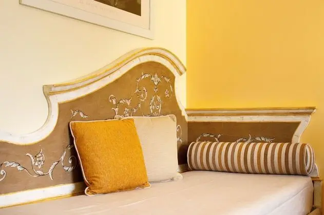 Tek Büyük veya İki Ayrı Yataklı Oda, Balkon