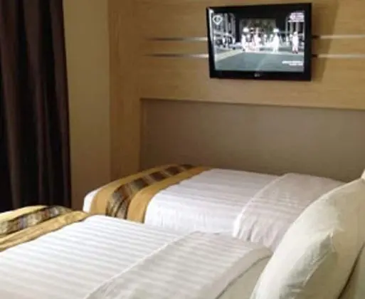 Joy Double or Twin Room (Breakfast Included)