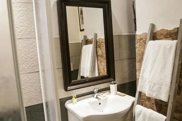 Üç Kişilik Oda, Birden Çok Yatak