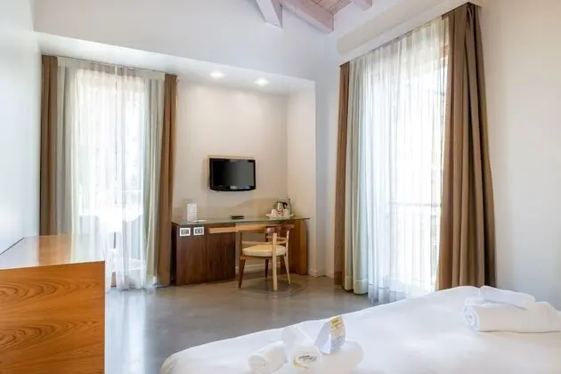 Deluxe Tek Büyük Yataklı Oda, Teras