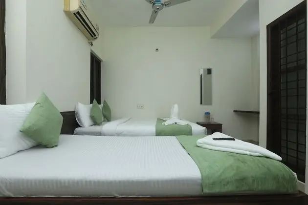 Deluxe Üç Kişilik Oda