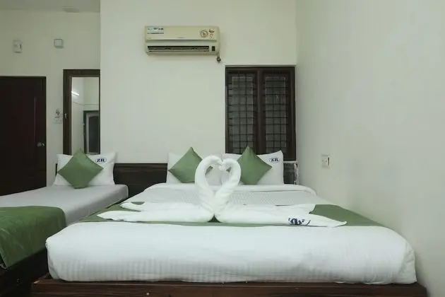 Deluxe Üç Kişilik Oda