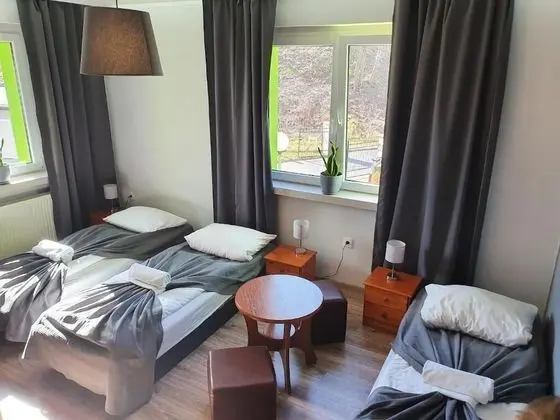 Standard Üç Kişilik Oda (1)