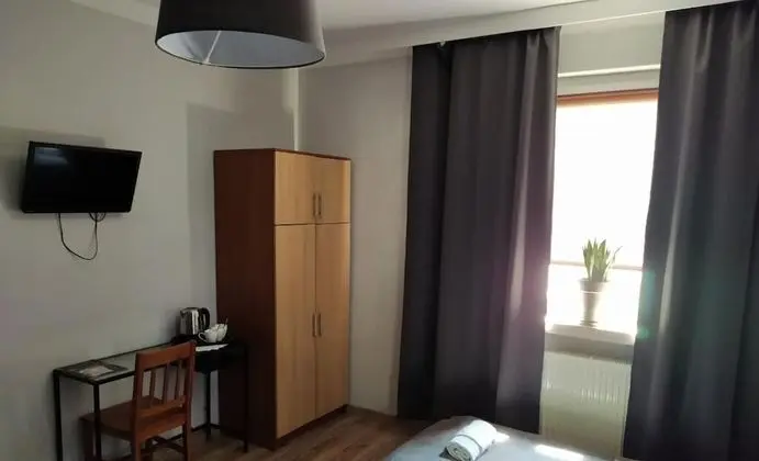 Standard Üç Kişilik Oda (1)