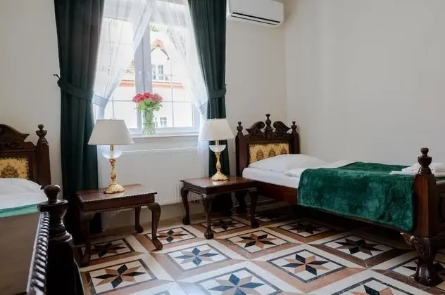 Standard Dört Kişilik Oda