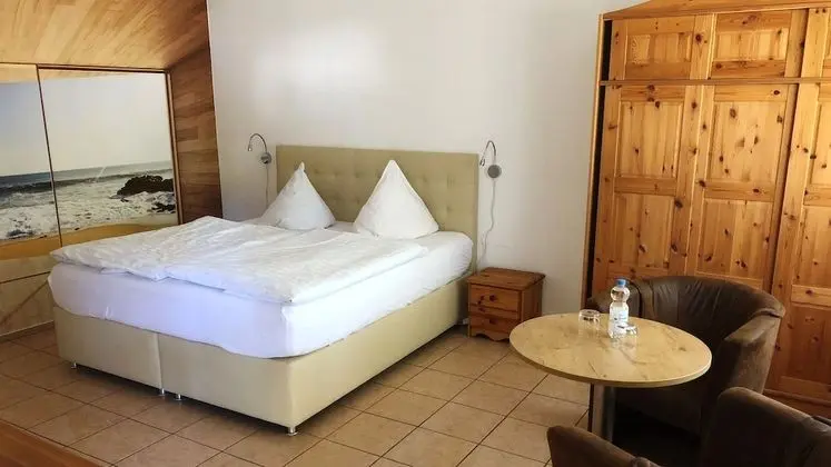 Tek Büyük Yataklı Oda