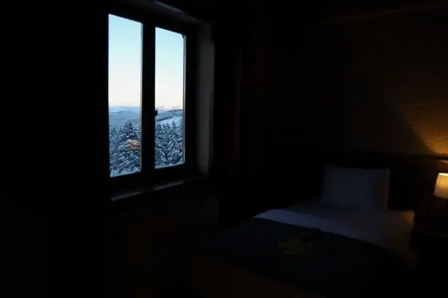 Elite Üç Kişilik Oda