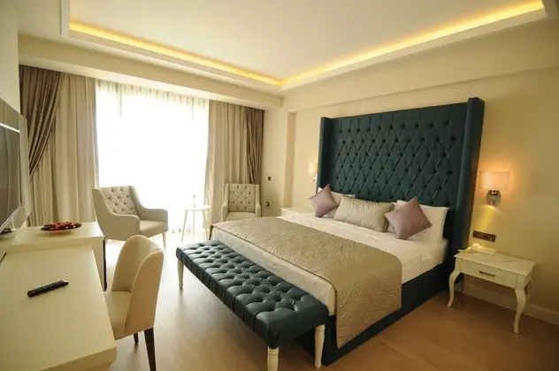 https://imagessl.etstur.com/files/images/hotelImages/TR/92881/l/Zigana-Resort-Alacati-Oda-259176.jpg
