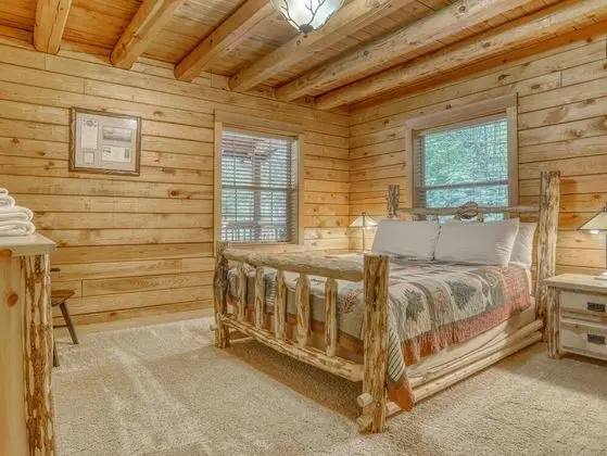Kulübe, Birden Çok Yatak (Zigzag Mountain Lodge)