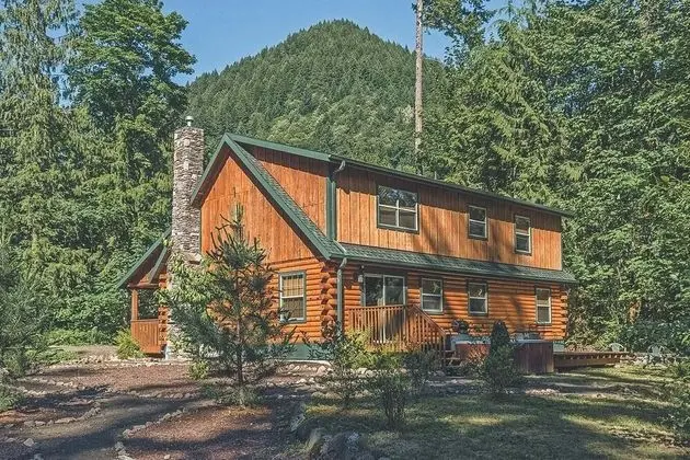 Kulübe, Birden Çok Yatak (Zigzag Mountain Lodge)