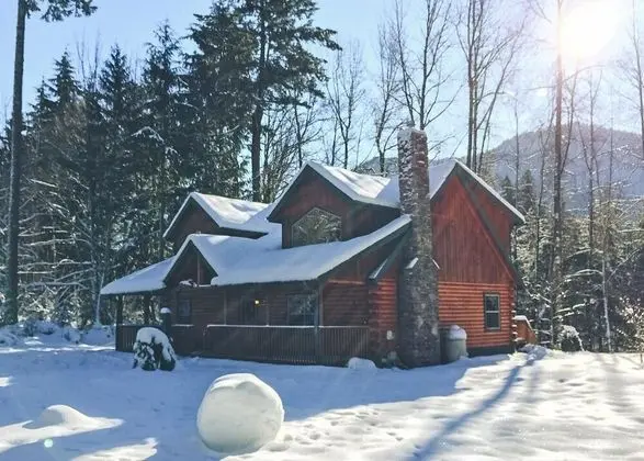Kulübe, Birden Çok Yatak (Zigzag Mountain Lodge)