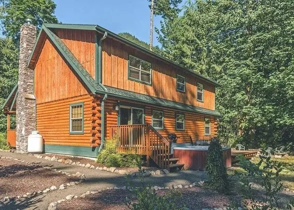Kulübe, Birden Çok Yatak (Zigzag Mountain Lodge)