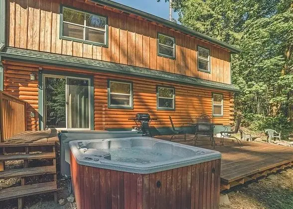 Kulübe, Birden Çok Yatak (Zigzag Mountain Lodge)